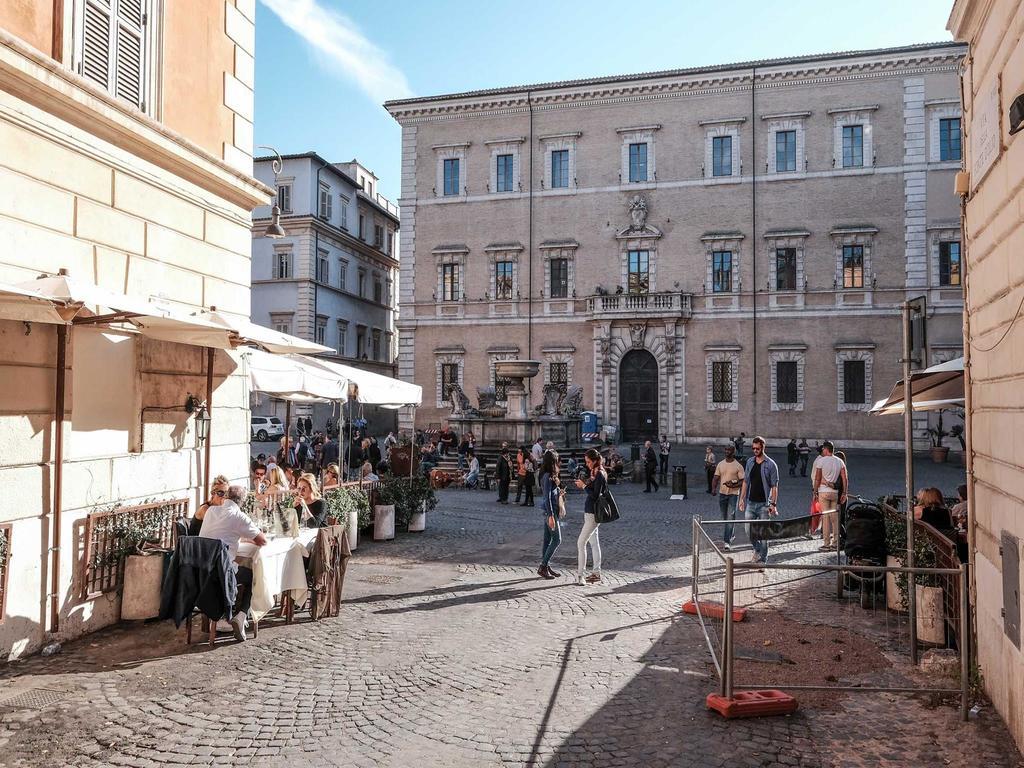 Ancient Trastevere Vespa Loft Apartment Rome Exterior photo