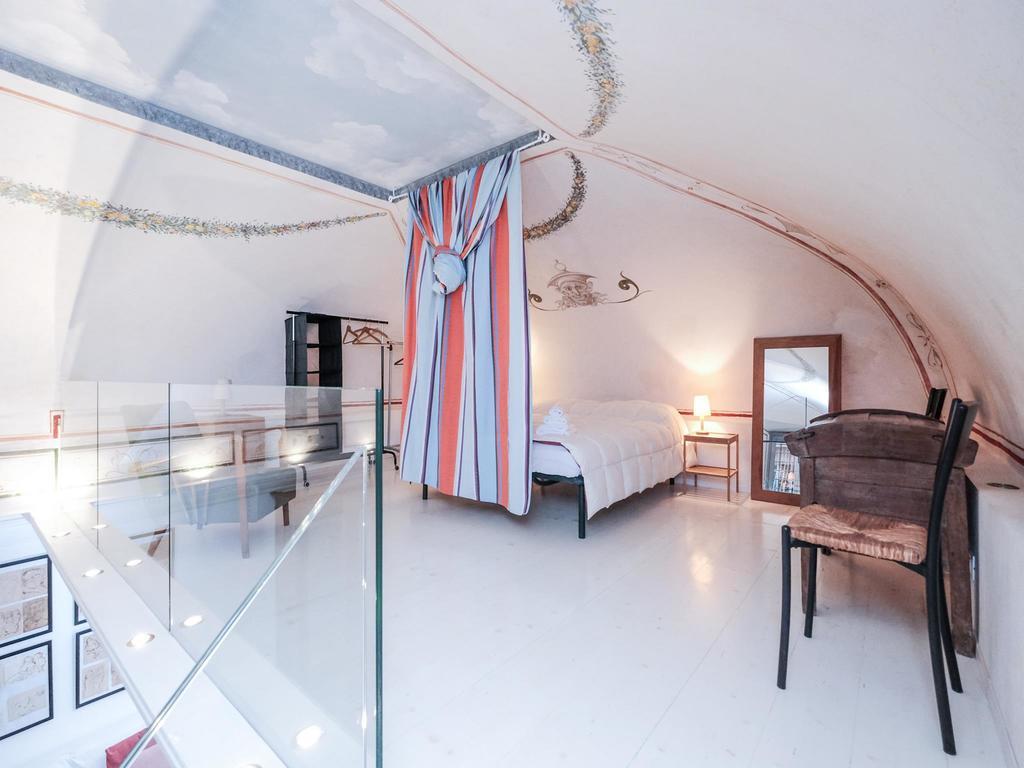 Ancient Trastevere Vespa Loft Apartment Rome Exterior photo