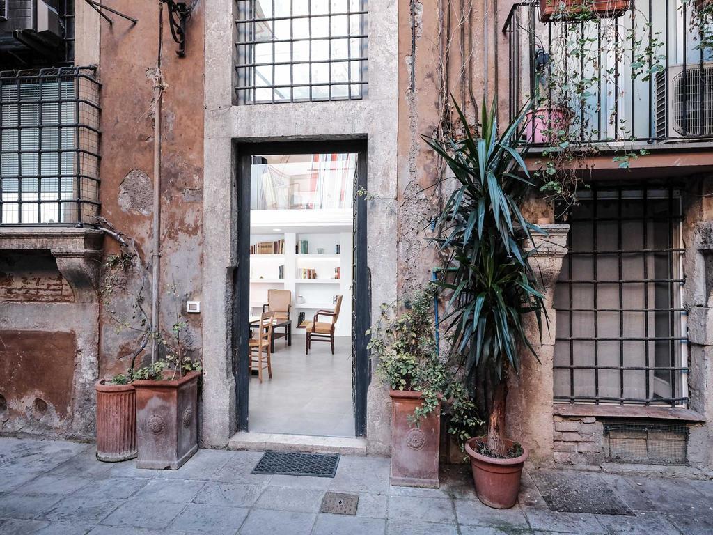 Ancient Trastevere Vespa Loft Apartment Rome Exterior photo